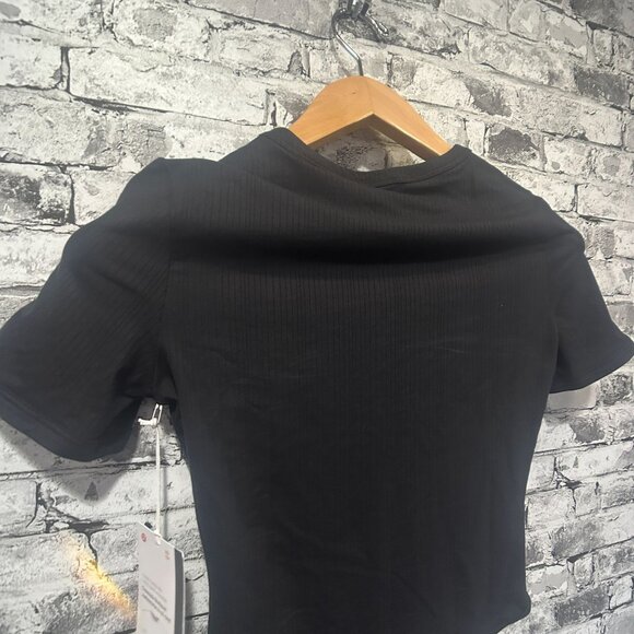 NWT Lululemon Stretch Cotton Rib Crewneck SS Bodysuit Thong Size XS (BLK) - Picture 5 of 15
